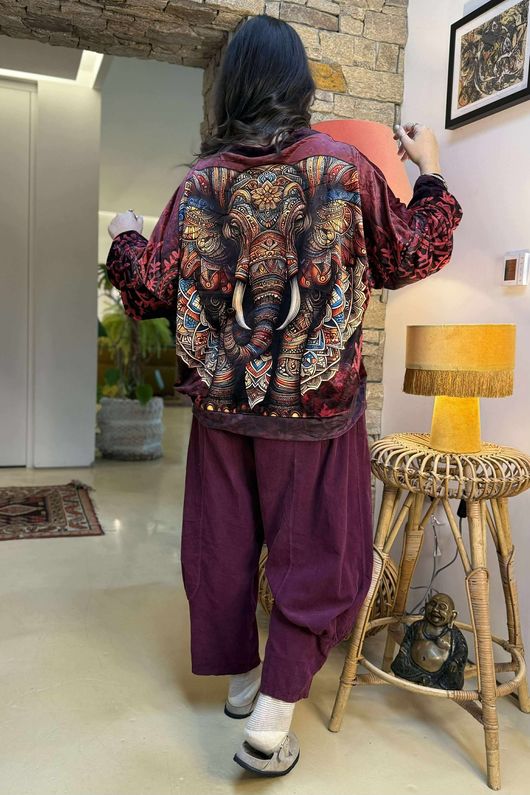 Lomi Mandala Stretch Velour Sweatshirt Beetroot